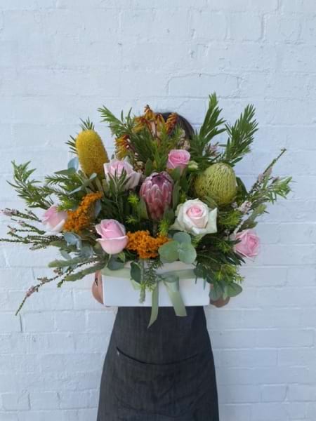 Rose & Flora 